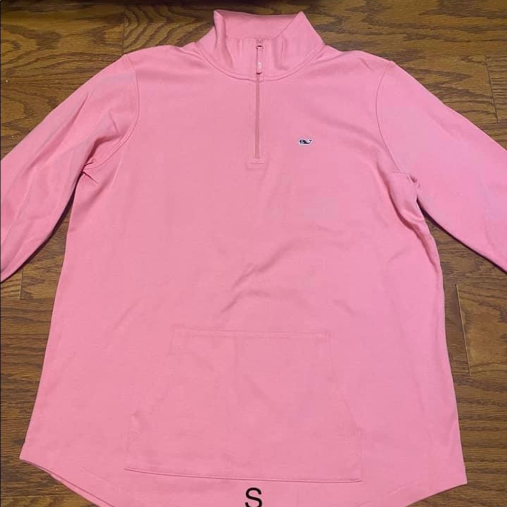 Vineyard Vines long sleeved top